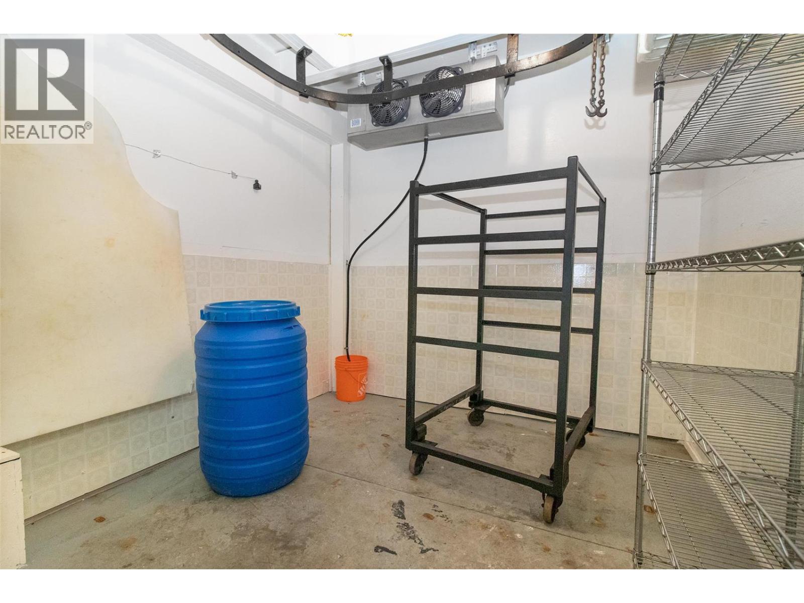  1542 Belgo Road, Kelowna