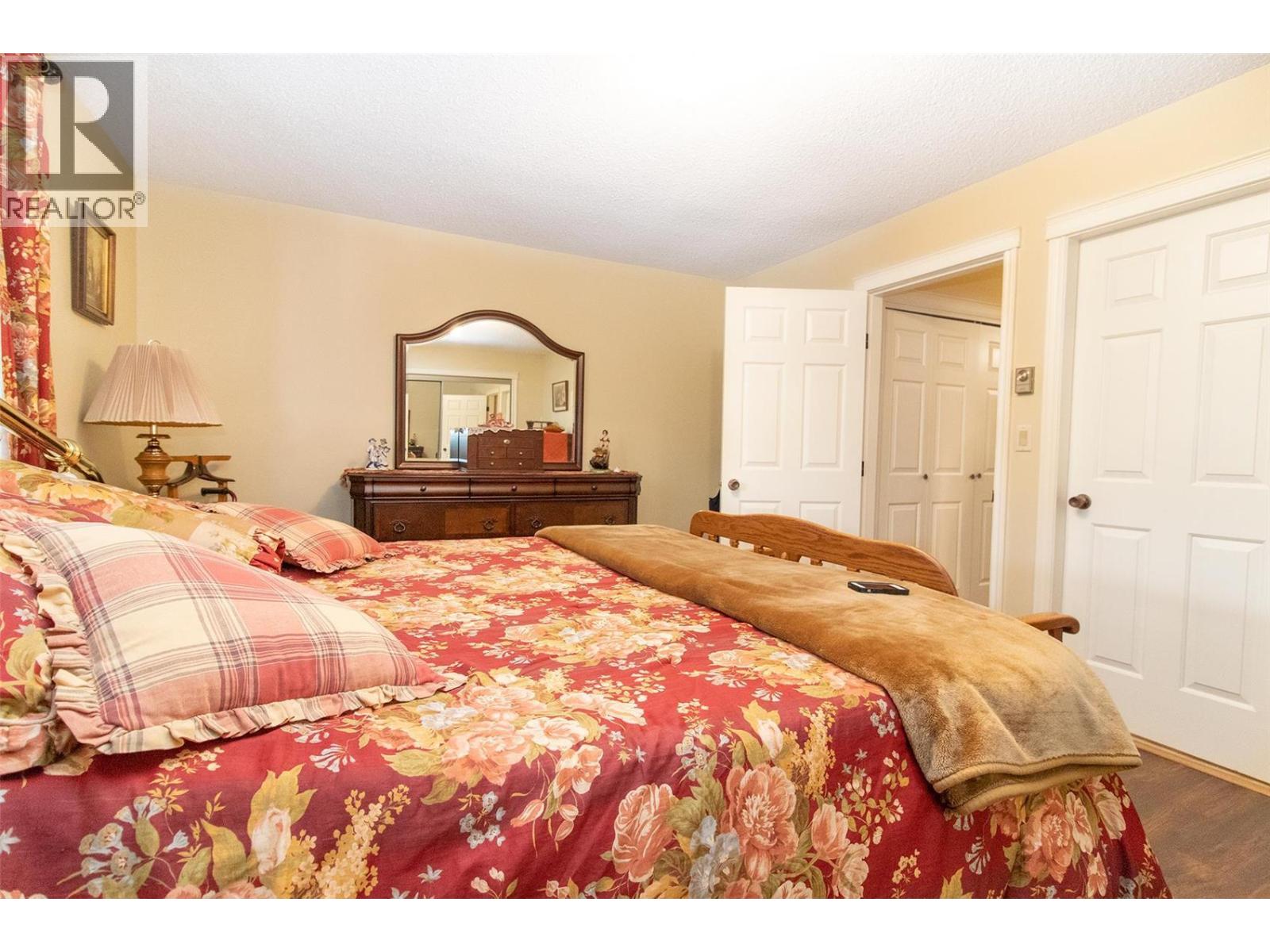  1542 Belgo Road, Kelowna