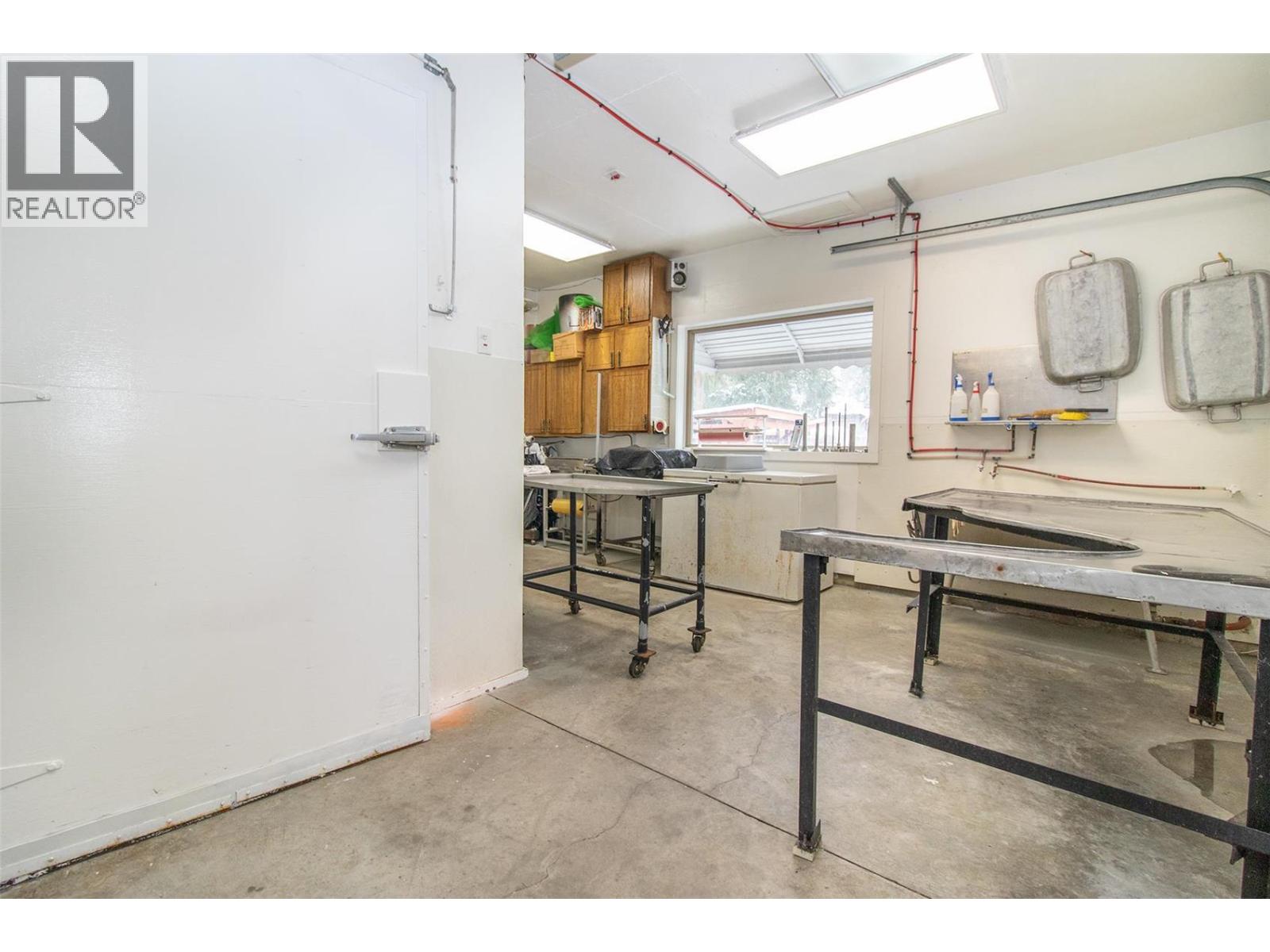  1542 Belgo Road, Kelowna