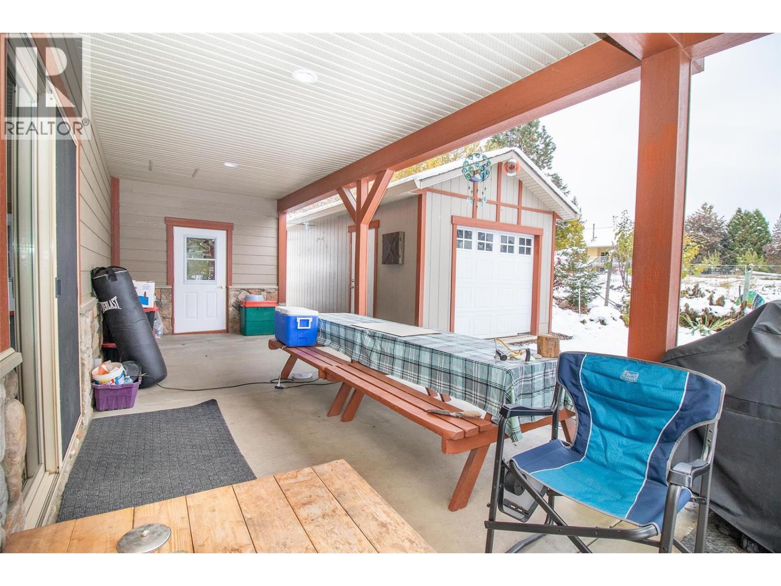  1542 Belgo Road, Kelowna