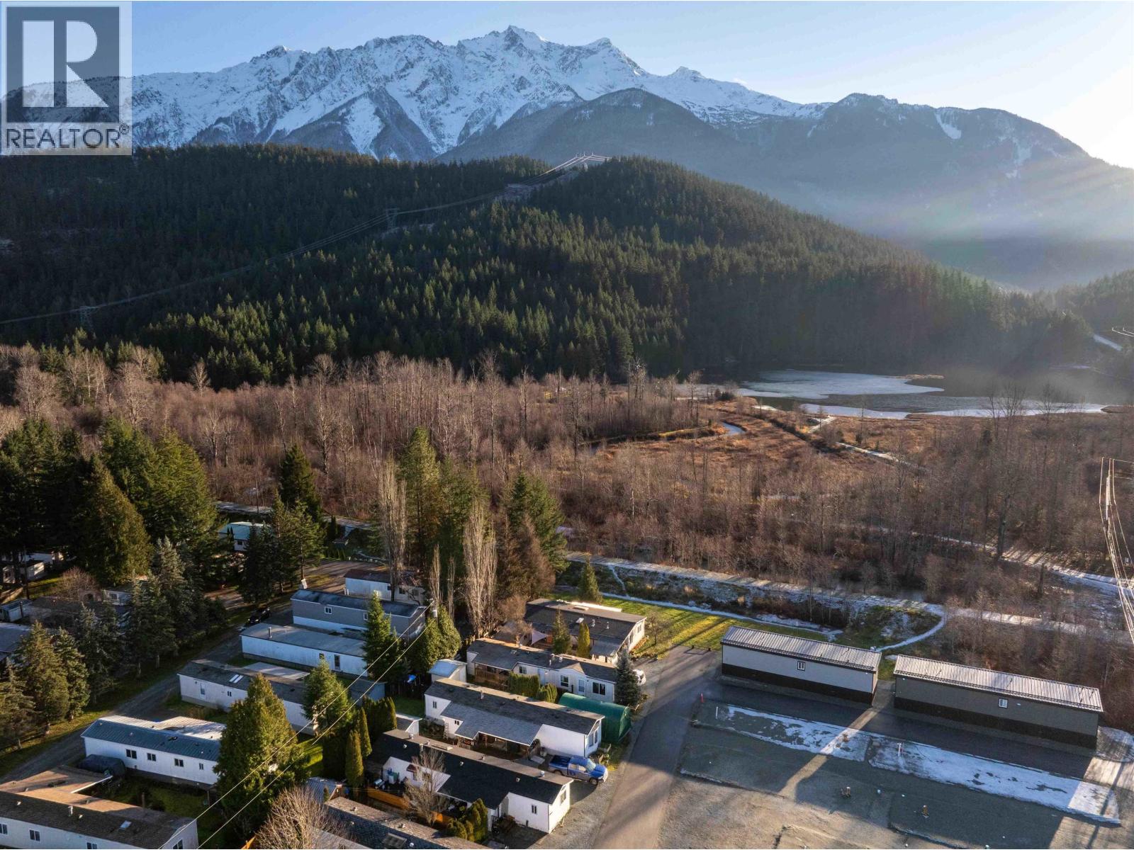 60 7370 HIGHWAY 99, Pemberton