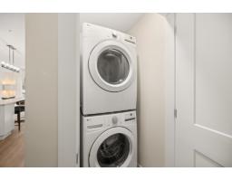 405 11063 Ravine Road, Surrey, BC V0V0V0 Photo 8