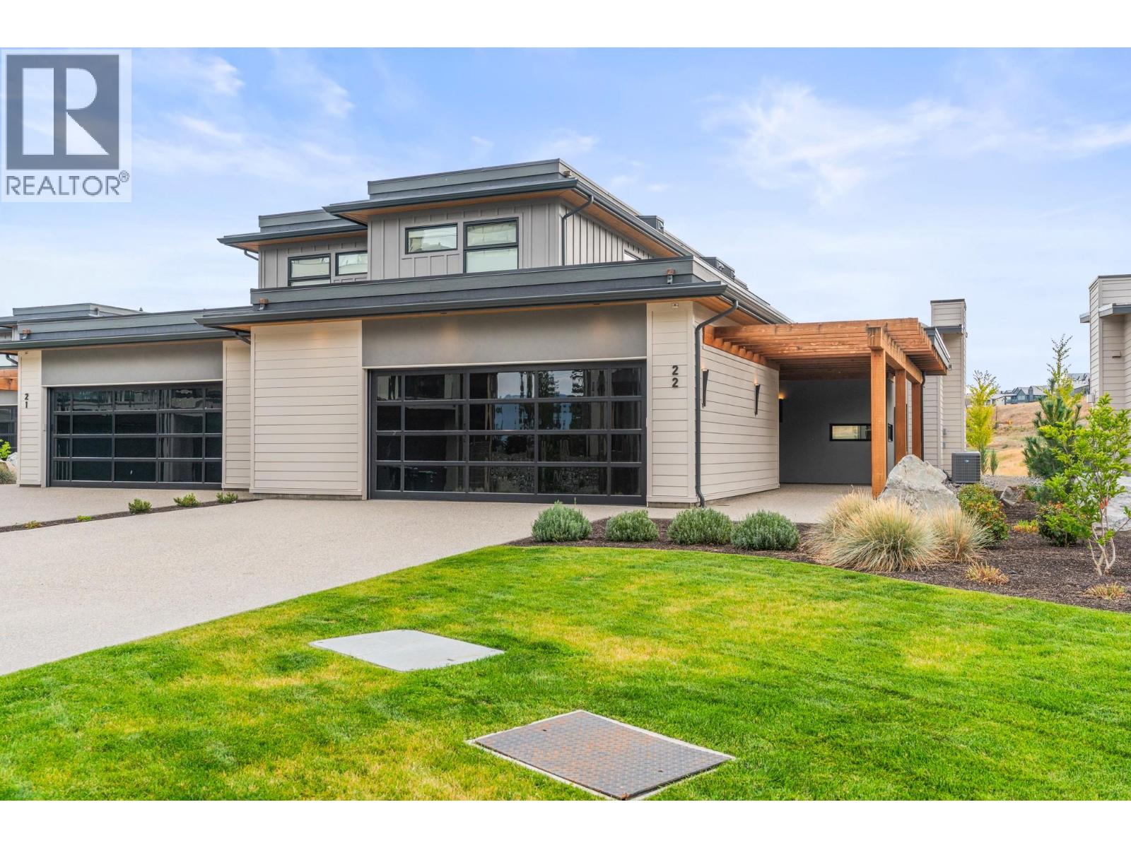 22 105 Predator Ridge Drive, Vernon