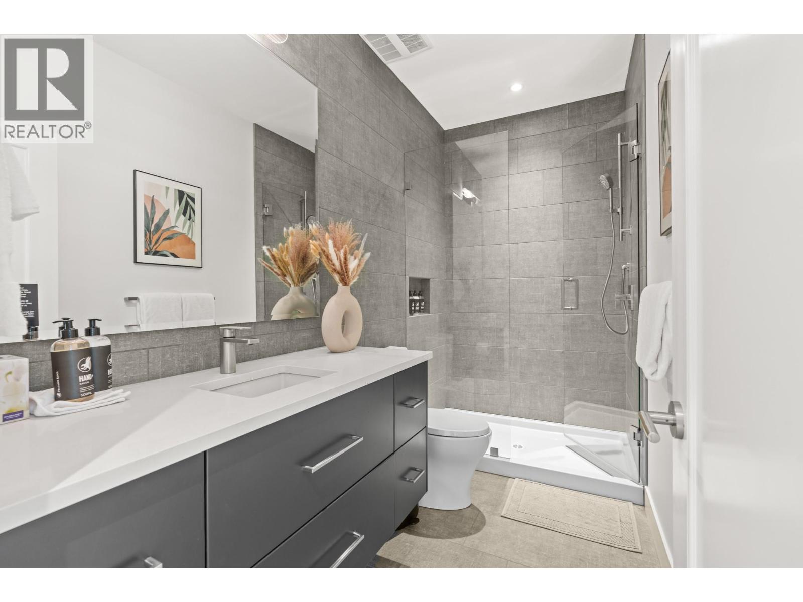 22 105 Predator Ridge Drive, Vernon