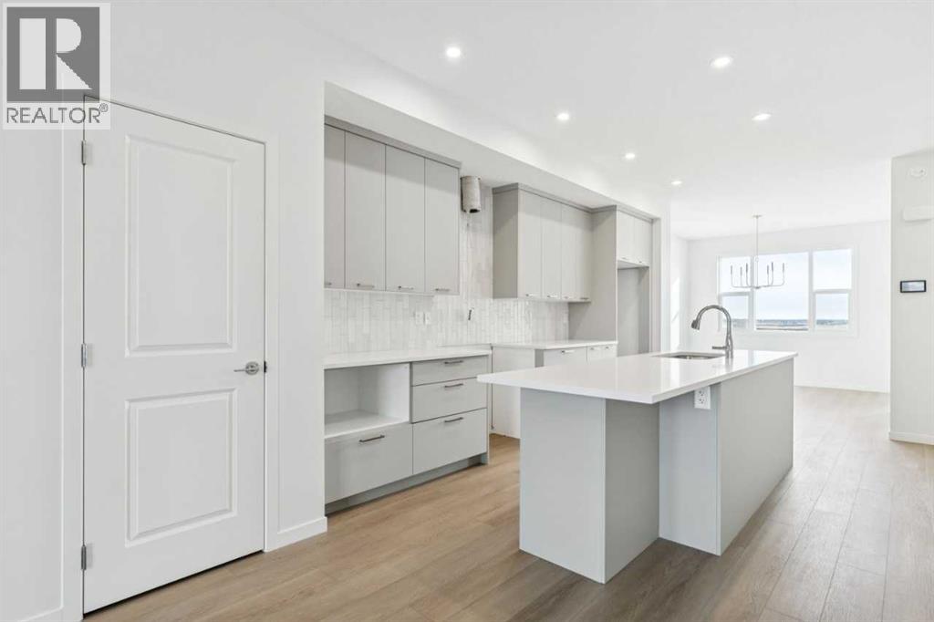 Single Family House for Sale in  Annette Villas NW Glacier Ridge Calgary 