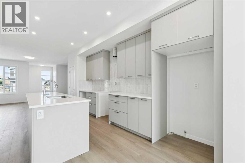 Single Family House for Sale in  Annette Villas NW Glacier Ridge Calgary 