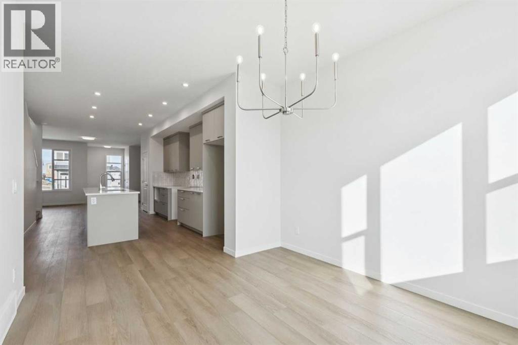 Single Family House for Sale in  Annette Villas NW Glacier Ridge Calgary 