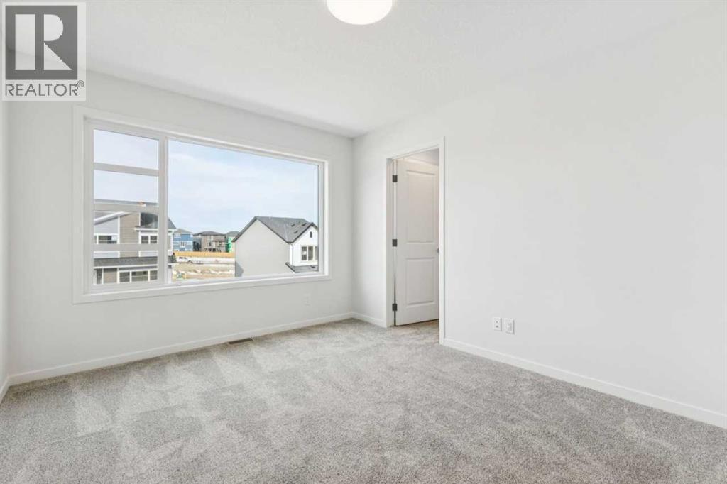 Single Family House for Sale in  Annette Villas NW Glacier Ridge Calgary 