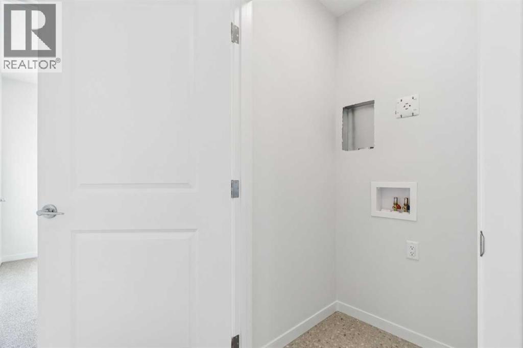 Single Family House for Sale in  Annette Villas NW Glacier Ridge Calgary 