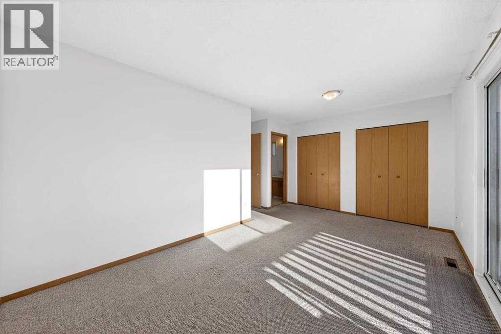 Single Family House Bi-level for Sale in  Falmere Way NE Falconridge Calgary 