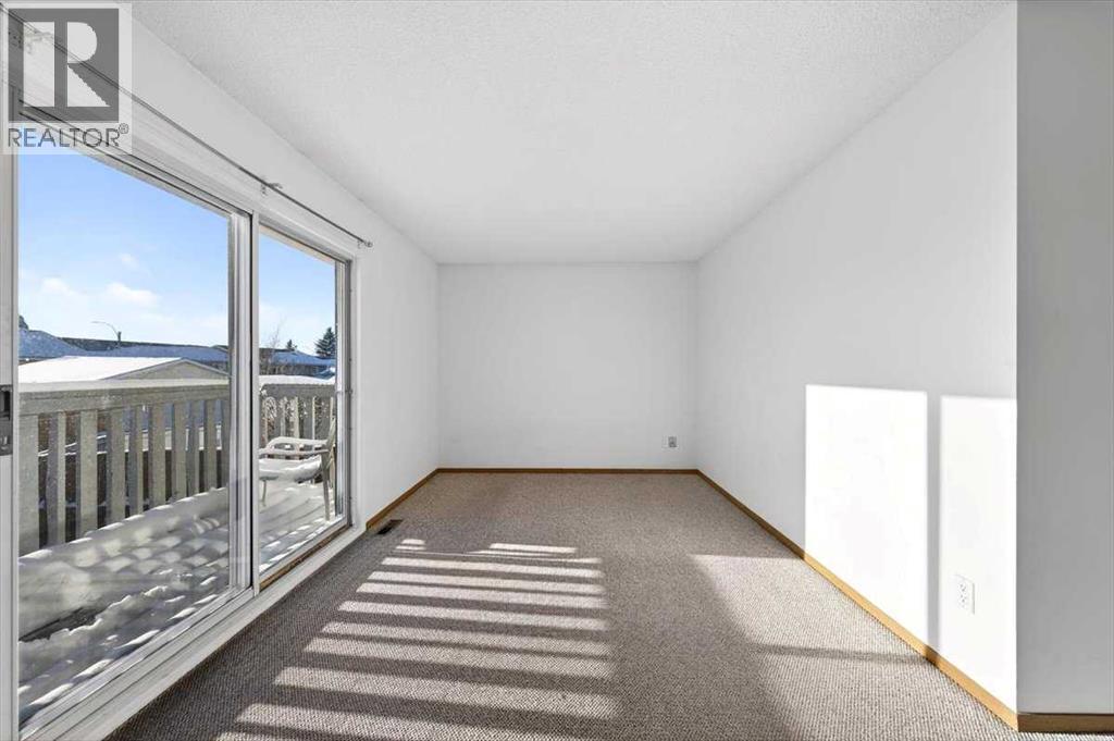 Single Family House Bi-level for Sale in  Falmere Way NE Falconridge Calgary 