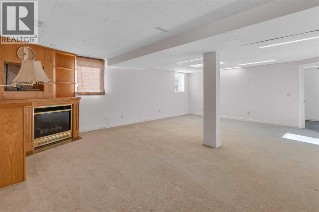 Single Family House for Sale in  Vandoos Villas NW Varsity Calgary 