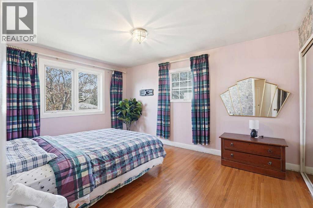 Single Family House Bungalow for Sale in  Richmond Road SW Richmond Calgary 