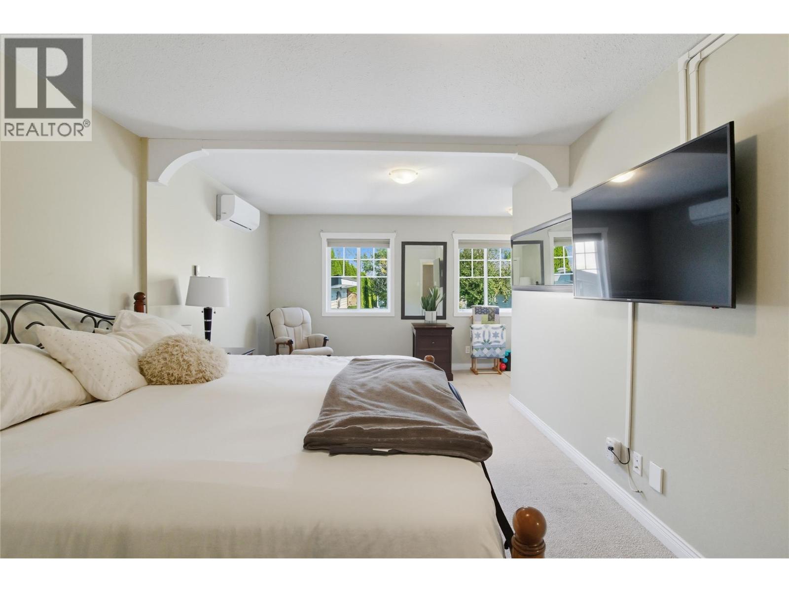 5996 Todd Hill Crescent, Kamloops