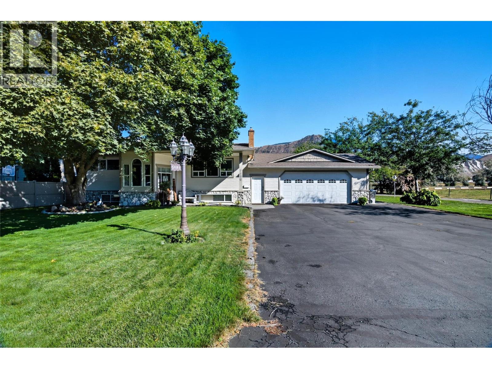 5996 Todd Hill Crescent, Kamloops