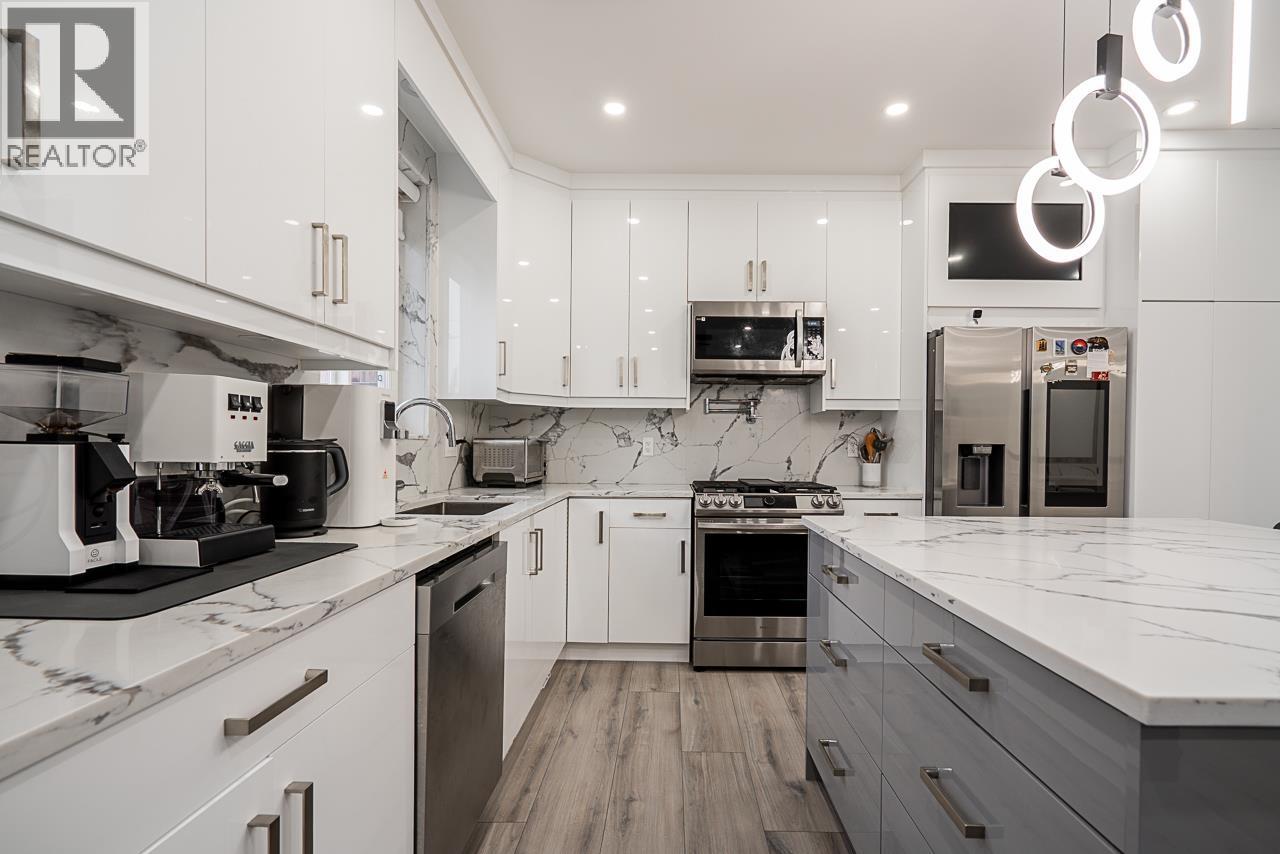 #2 4675 CANADA WAY, Burnaby