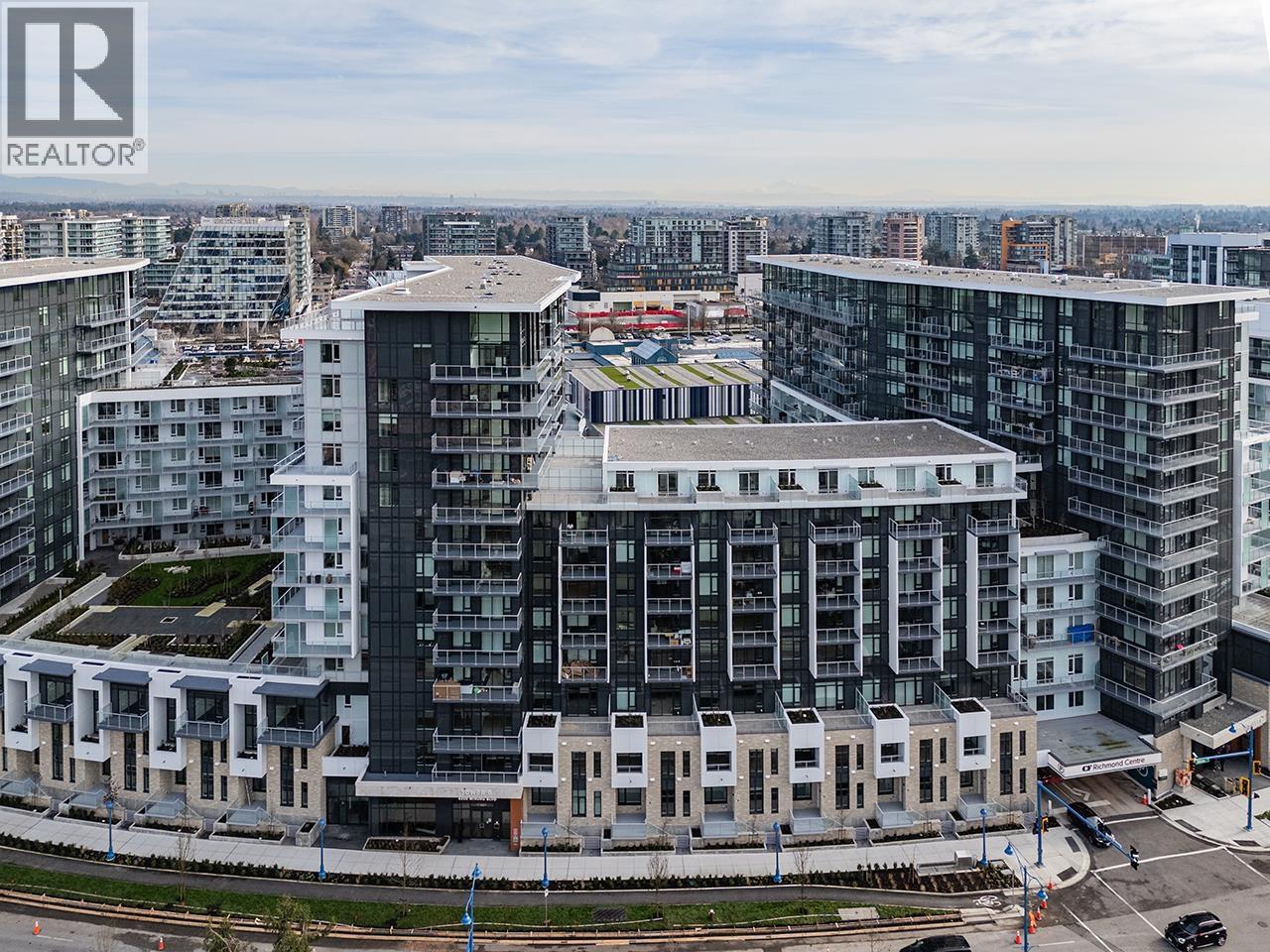 828 6300 MINORU BOULEVARD - Main photo, Richmond, British Columbia
