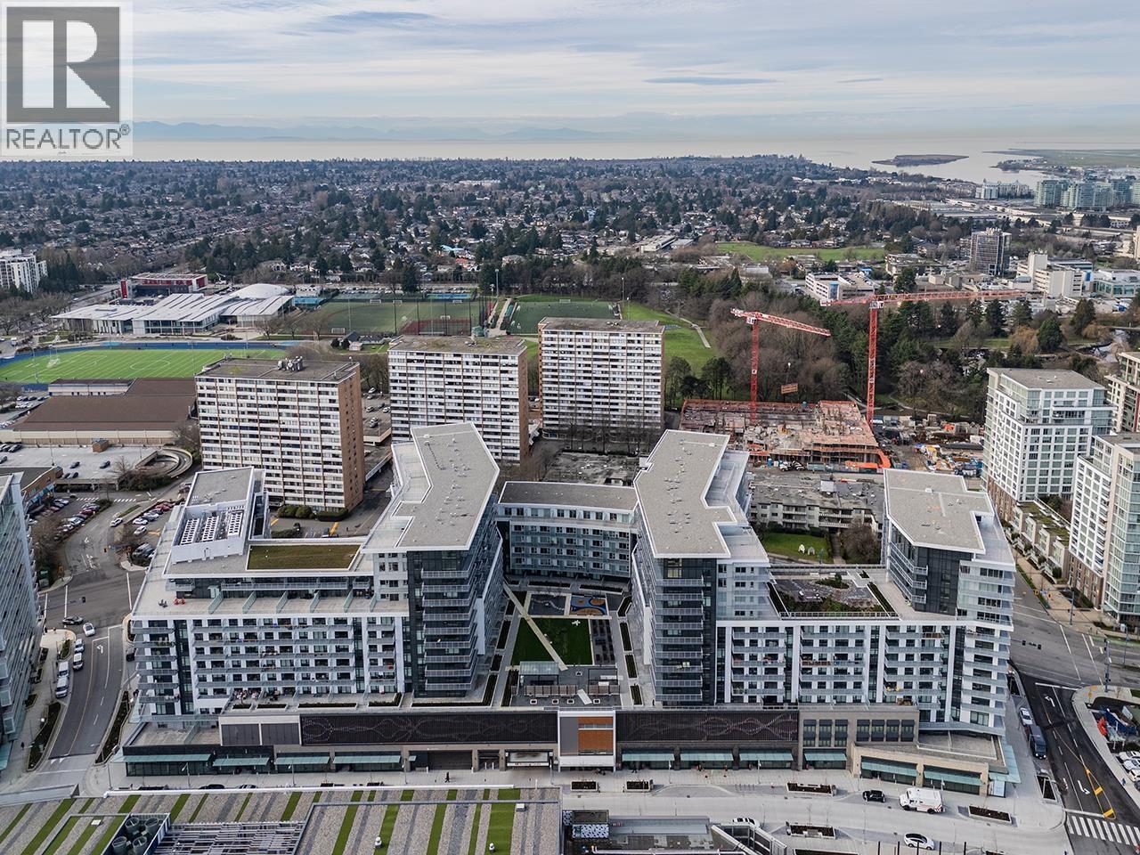 828 6300 MINORU BOULEVARD - Photo 4 of 38, Richmond, British Columbia