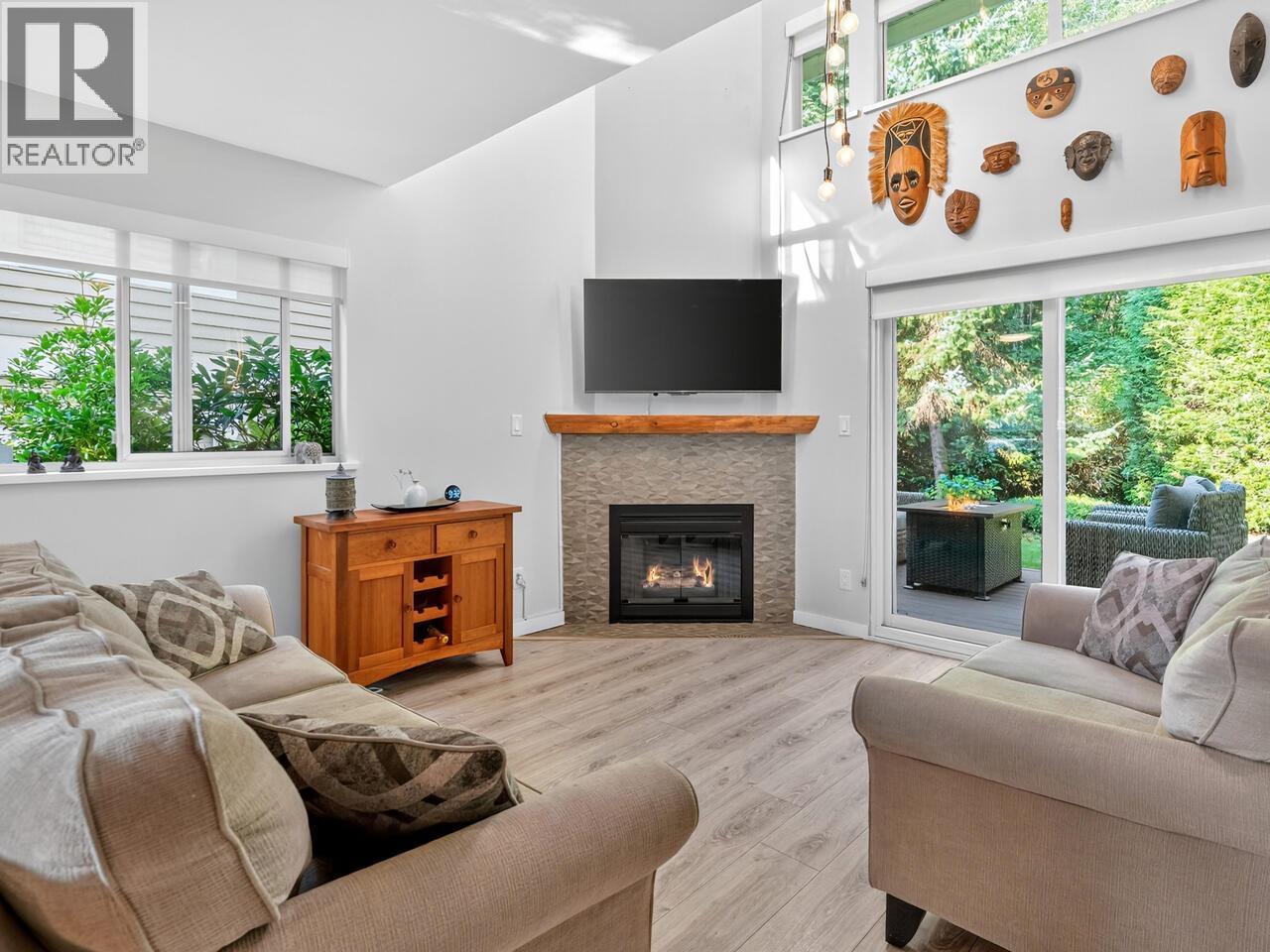 52 650 ROCHE POINT DRIVE, North Vancouver