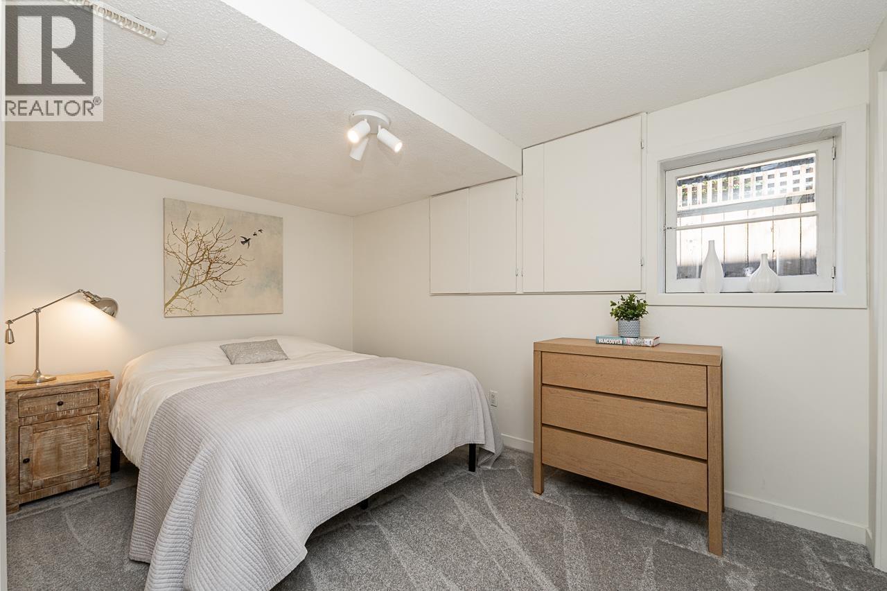 1258 JEFFERSON AVENUE, West Vancouver