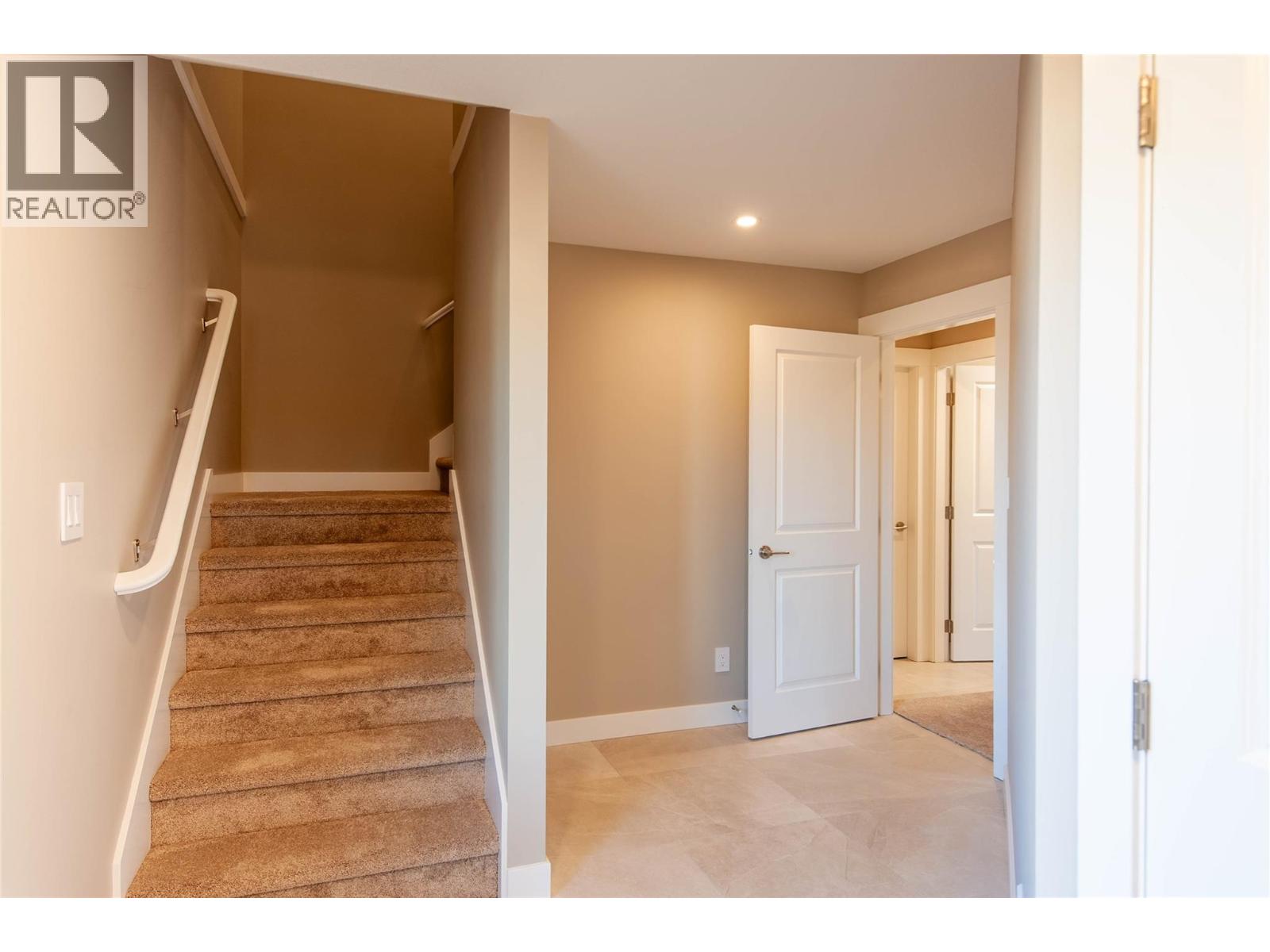 435 Poplar Drive, Logan Lake