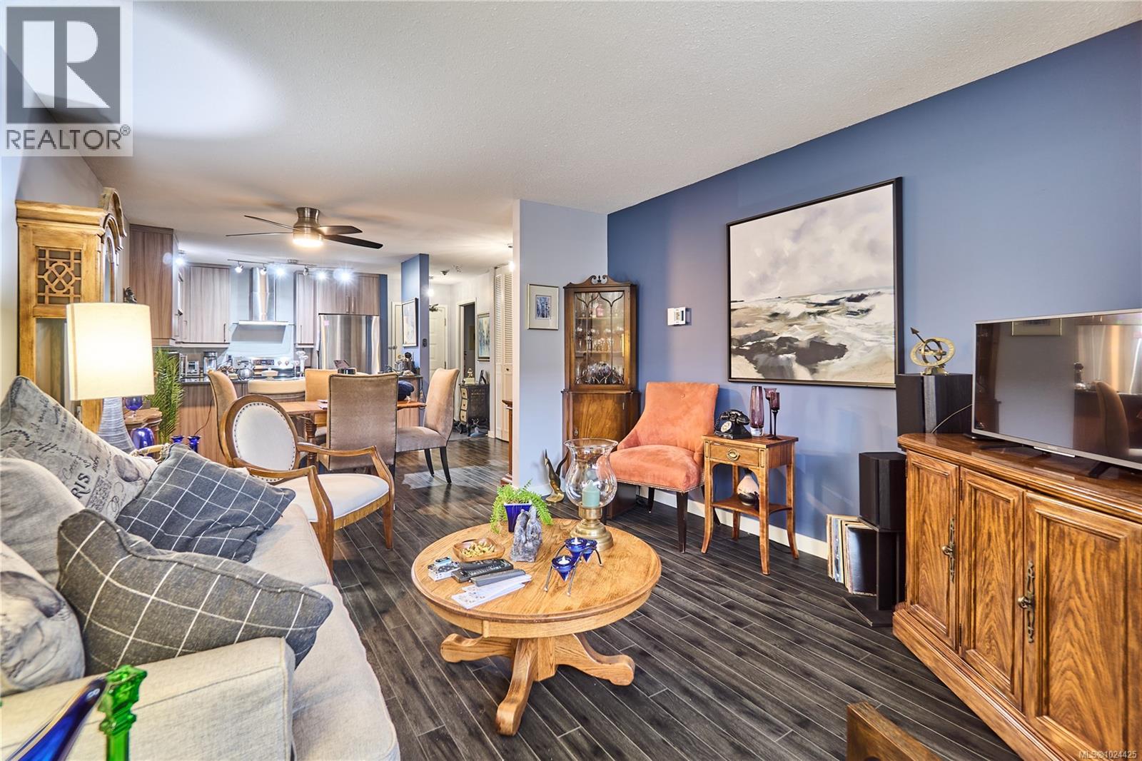 #105 100 DAWES ST - Image 2