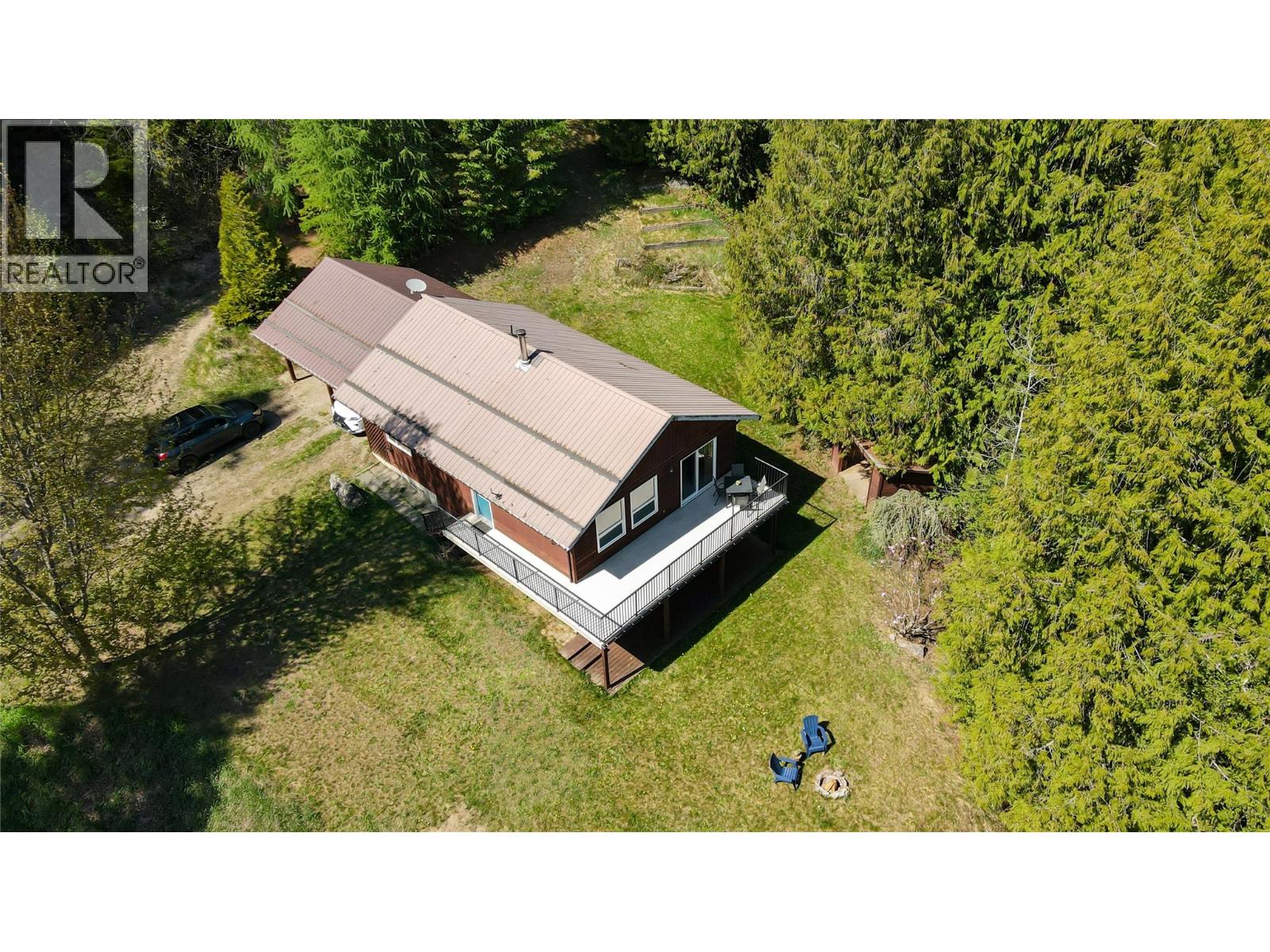 5949 Slocan River Road - 37
