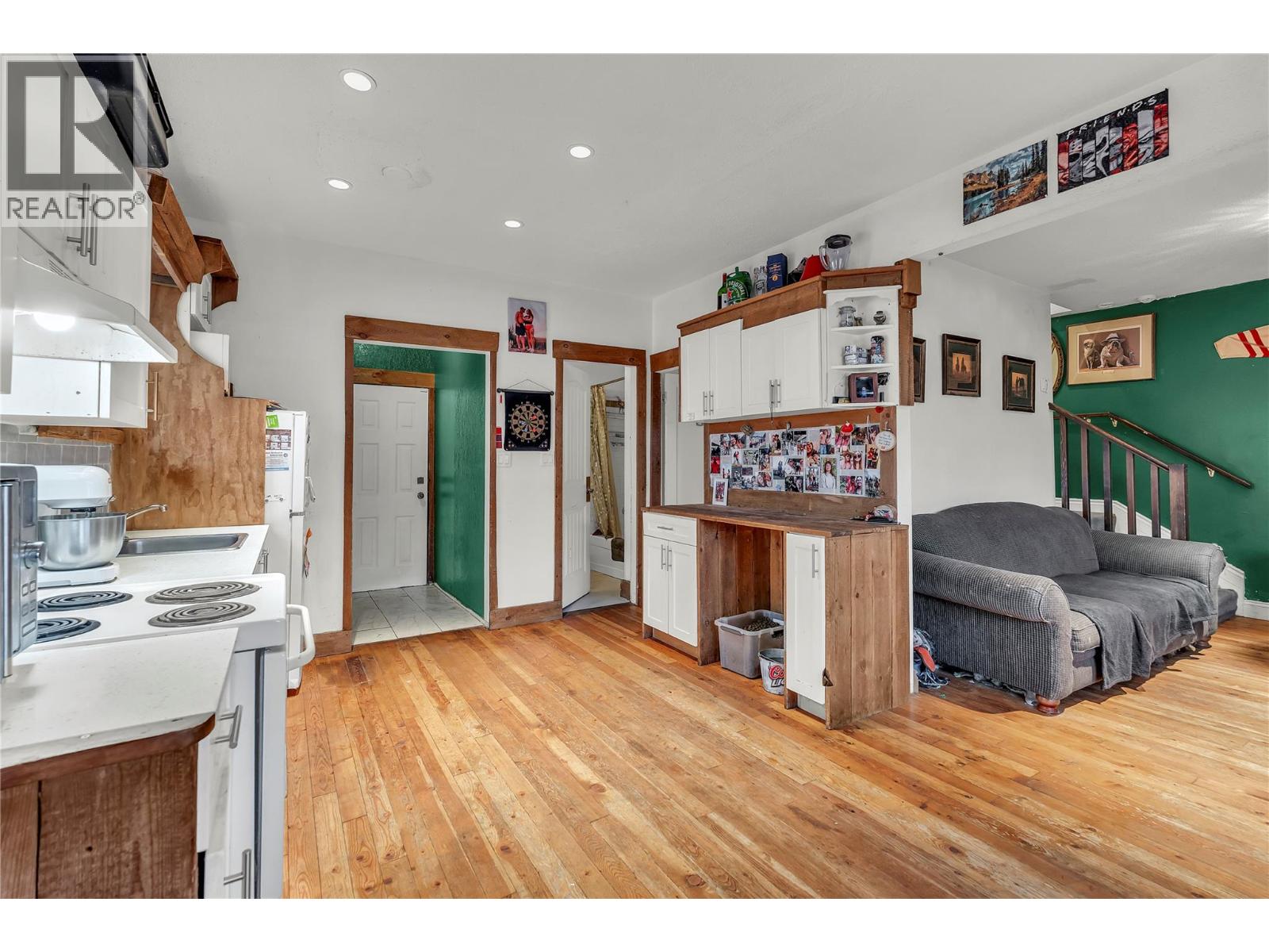 511 SIMILKAMEEN Avenue, Princeton