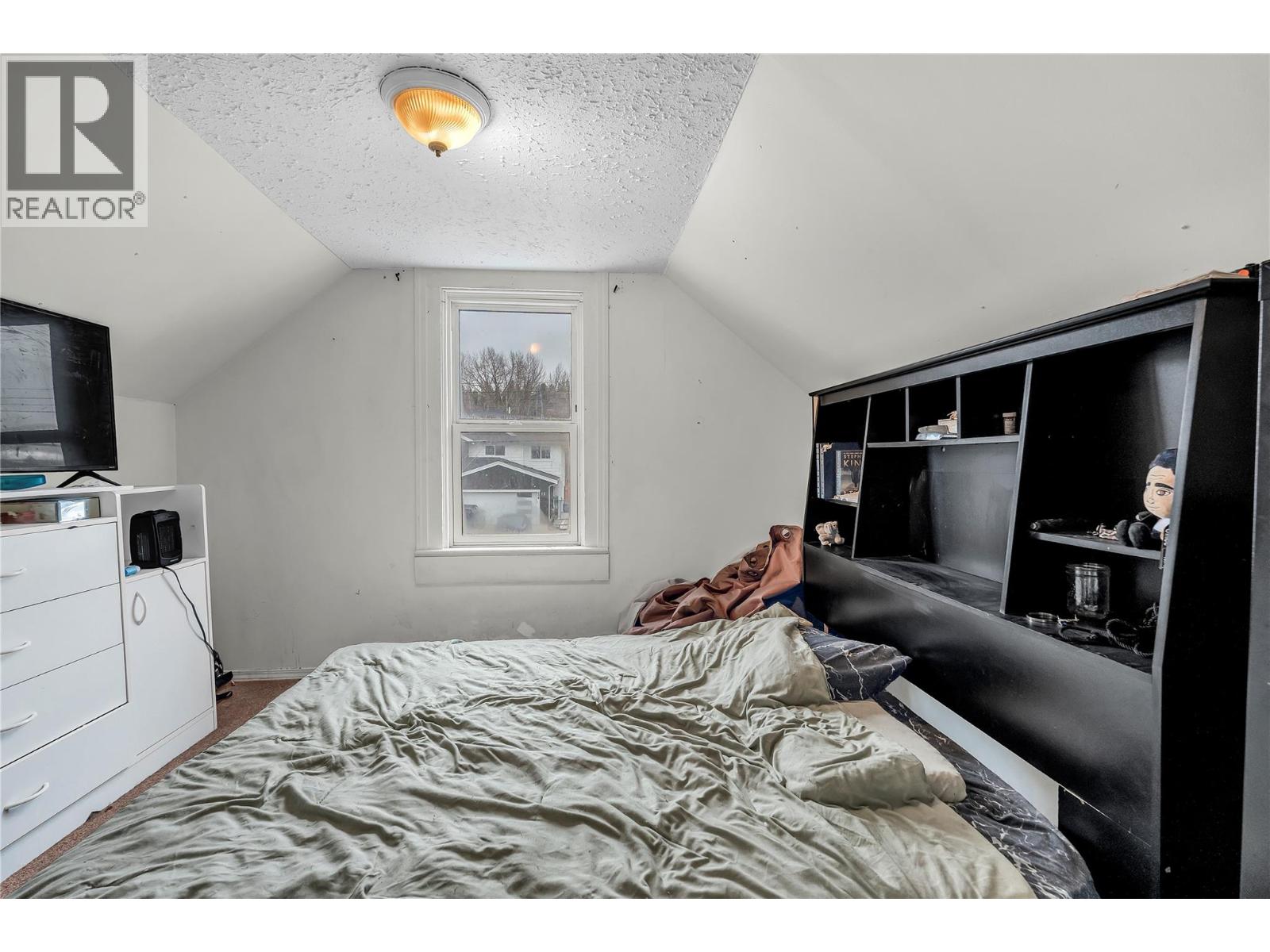 511 SIMILKAMEEN Avenue, Princeton