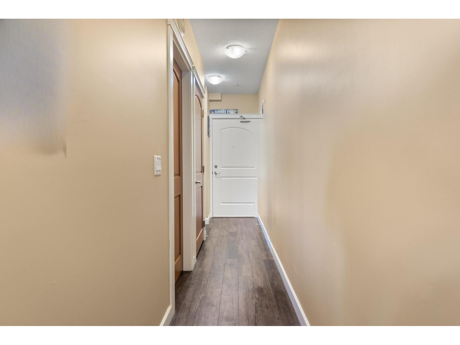 216 8328 207A STREET, Langley