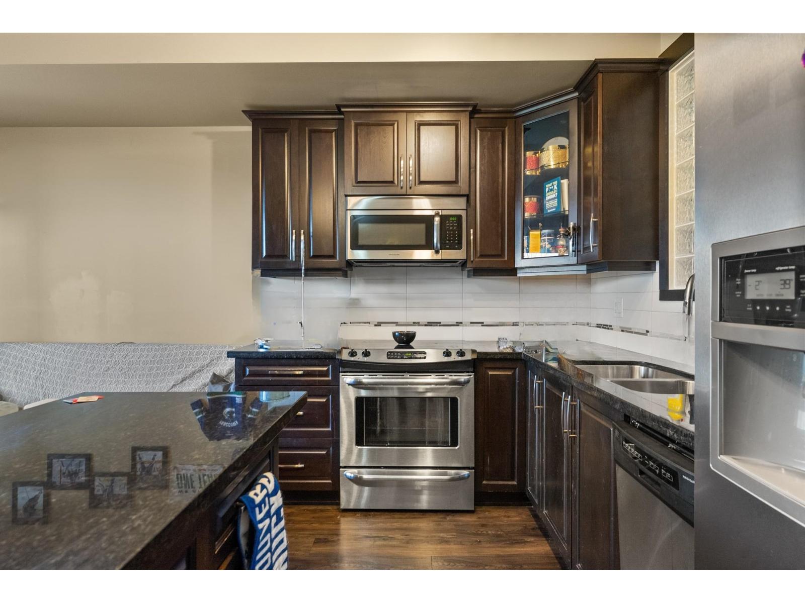 216 8328 207A STREET, Langley