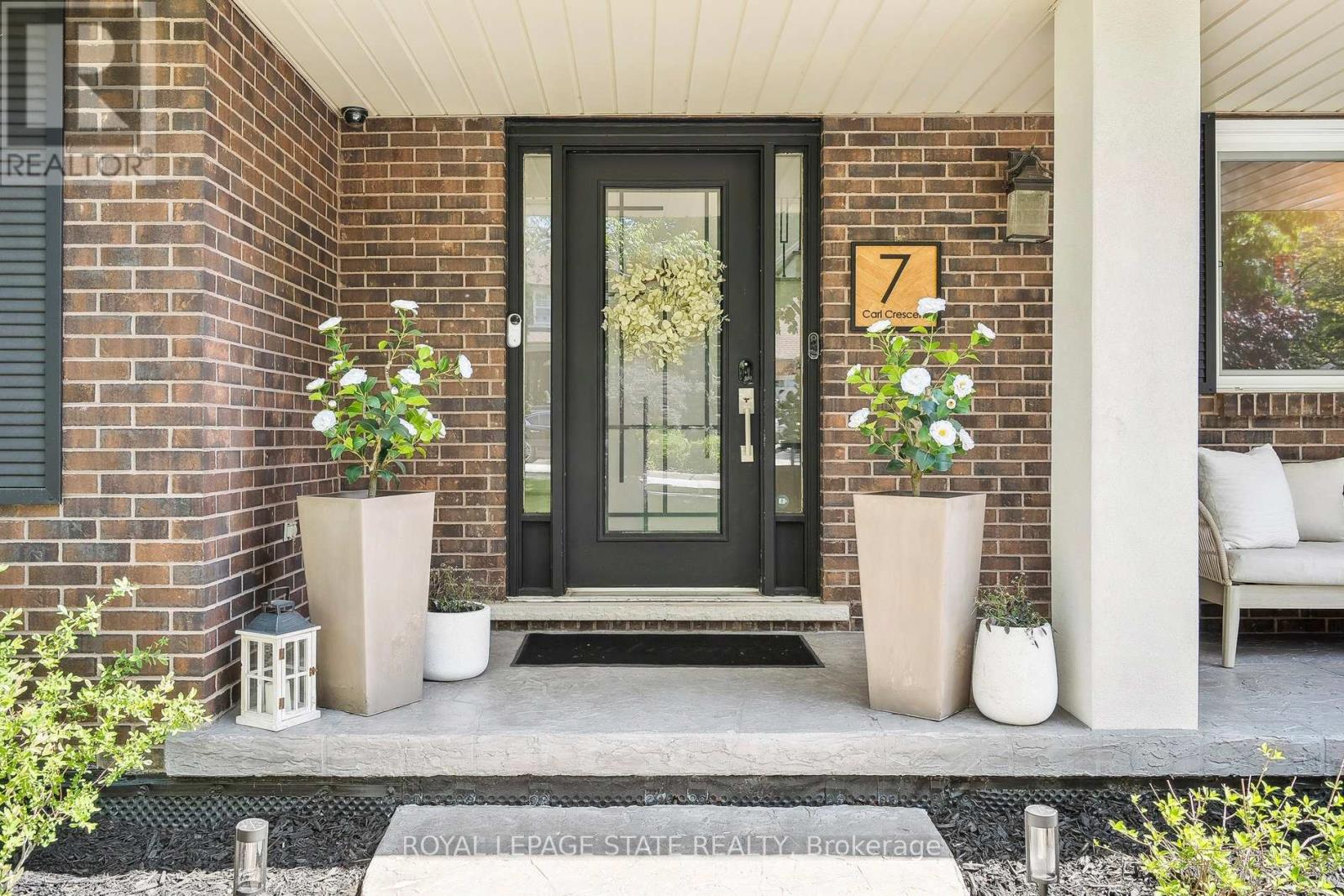 7 CARL CRESCENT - Photo 5 of 50, Hamilton (Waterdown), Ontario