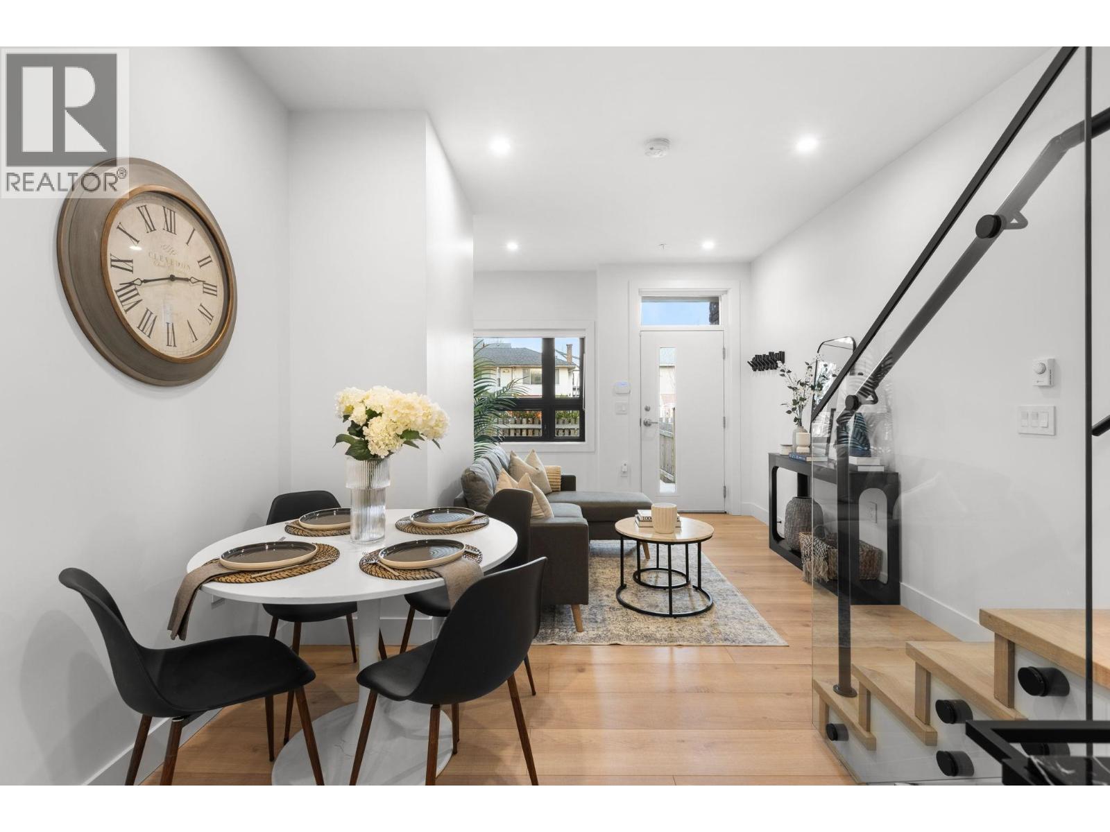 2632 WARD STREET, Vancouver