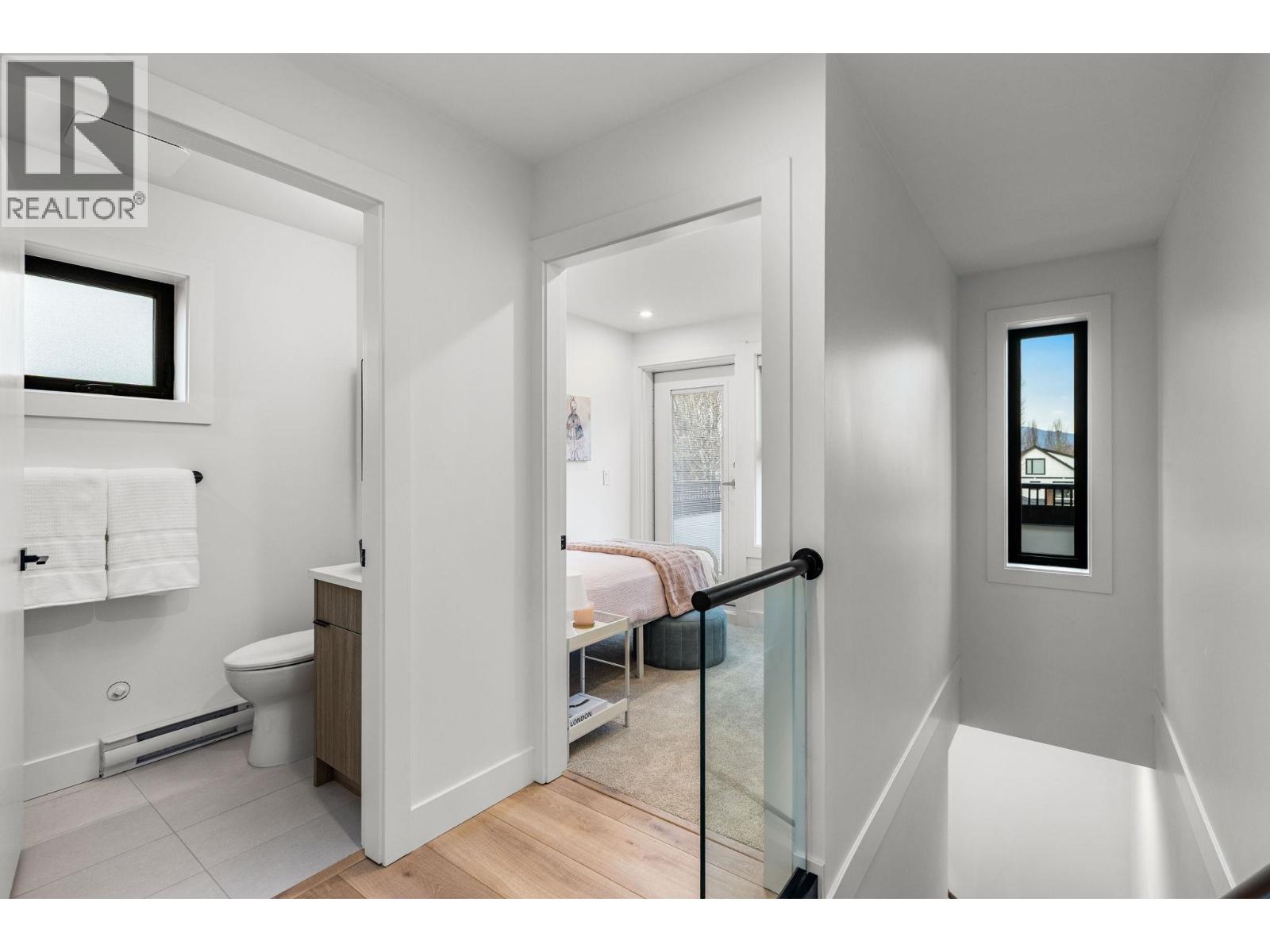 2632 WARD STREET, Vancouver