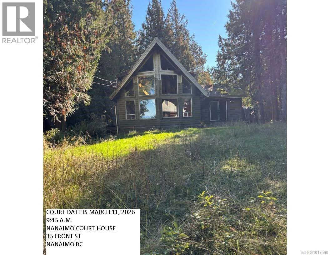 720 Spider Lake Rd, Qualicum Beach