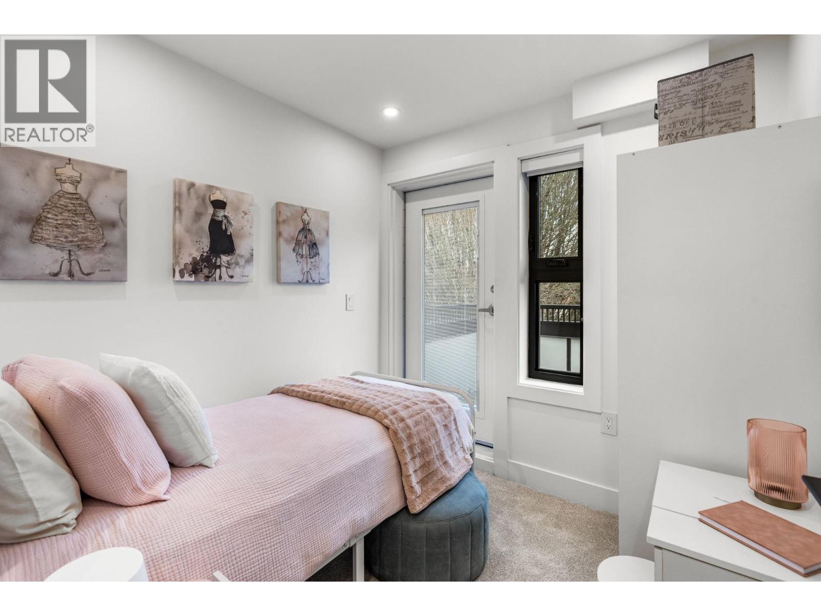 2632 WARD STREET, Vancouver