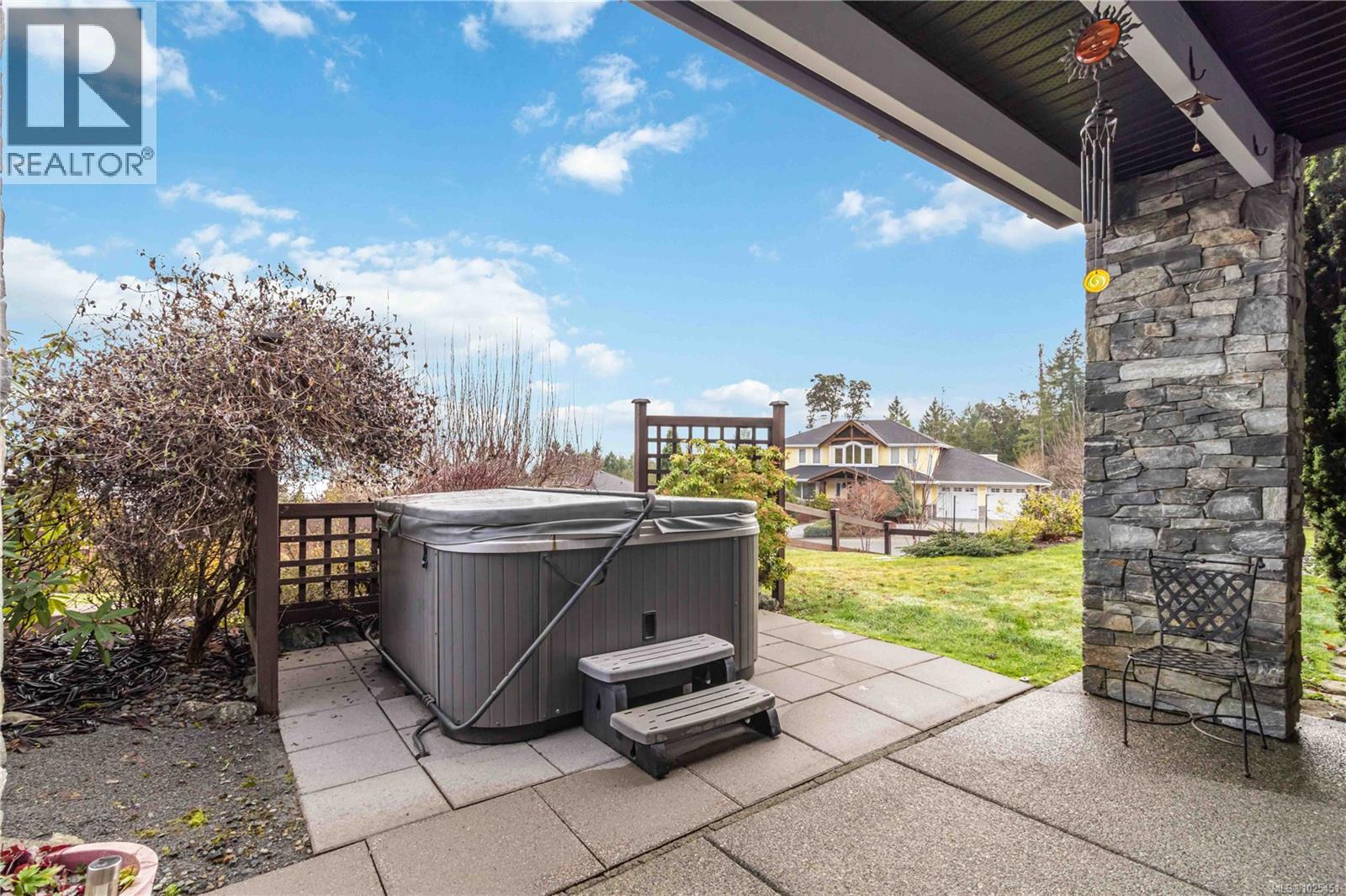 532 Sentinel Dr, Mill Bay