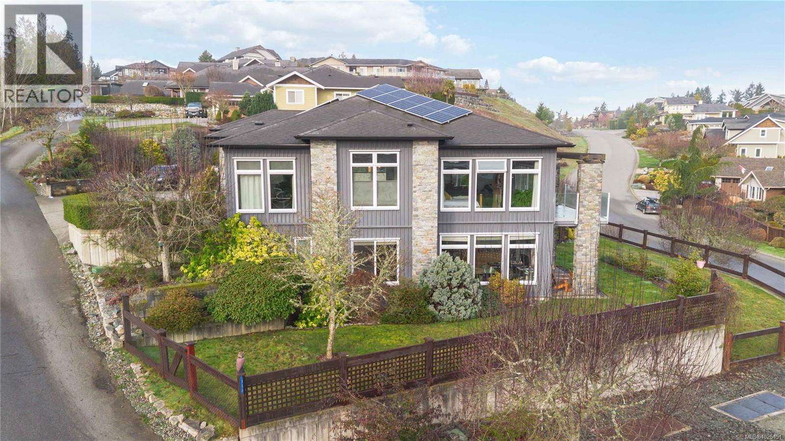 532 Sentinel Dr, Mill Bay