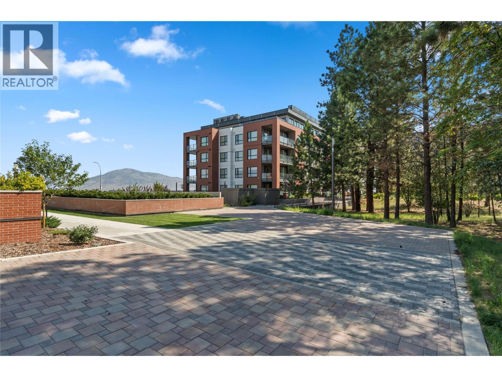 885 UNIVERSITY Drive Unit# 114, Kamloops