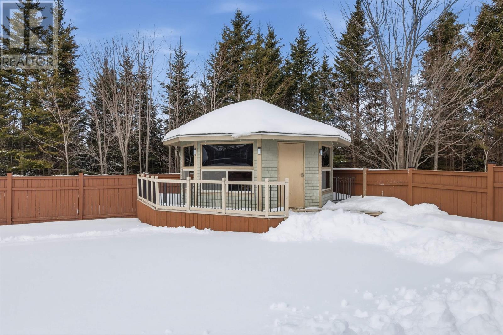 Property 34 of 43 of 71 Longard Drive