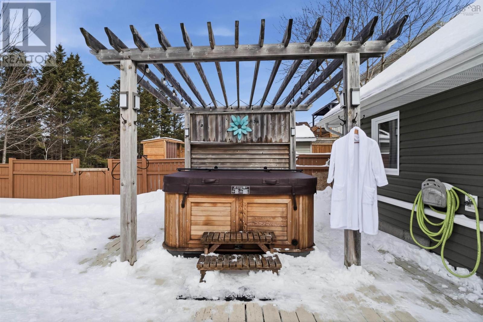 Property 33 of 43 of 71 Longard Drive