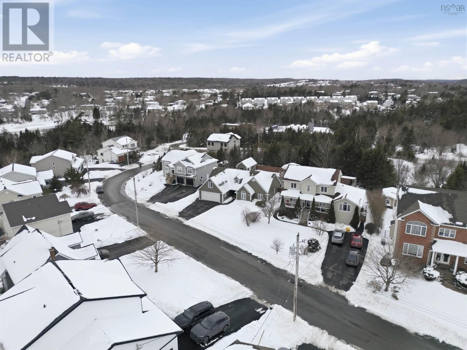 Property 38 of 43 of 71 Longard Drive