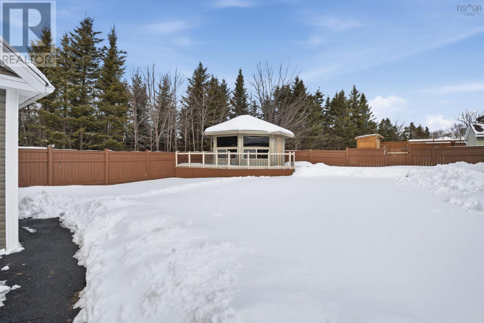 Property 35 of 43 of 71 Longard Drive