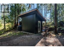 400 Baker Road, Salt Spring Island, BC V8K2N5 Photo 10