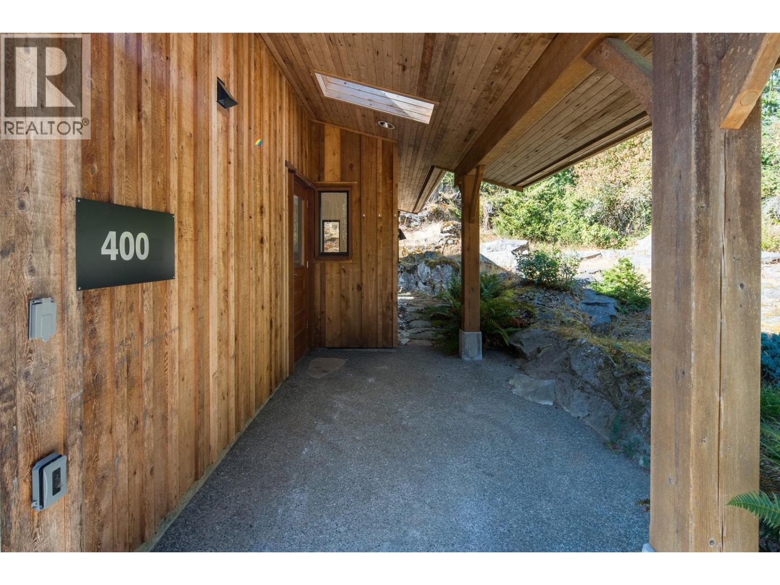 400 BAKER ROAD, Salt Spring Island