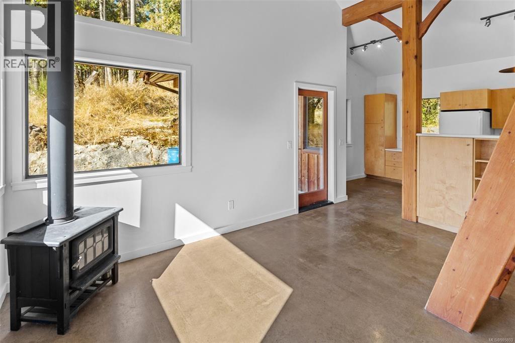 400 BAKER ROAD, Salt Spring Island