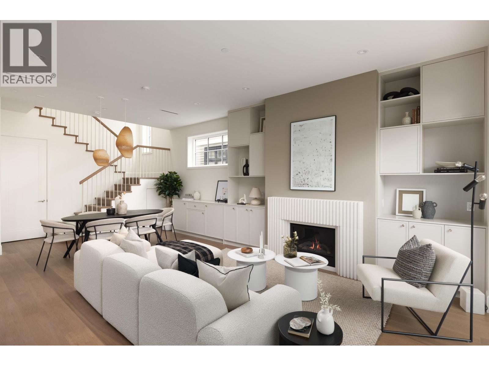 2 15 W 20TH AVENUE, Vancouver