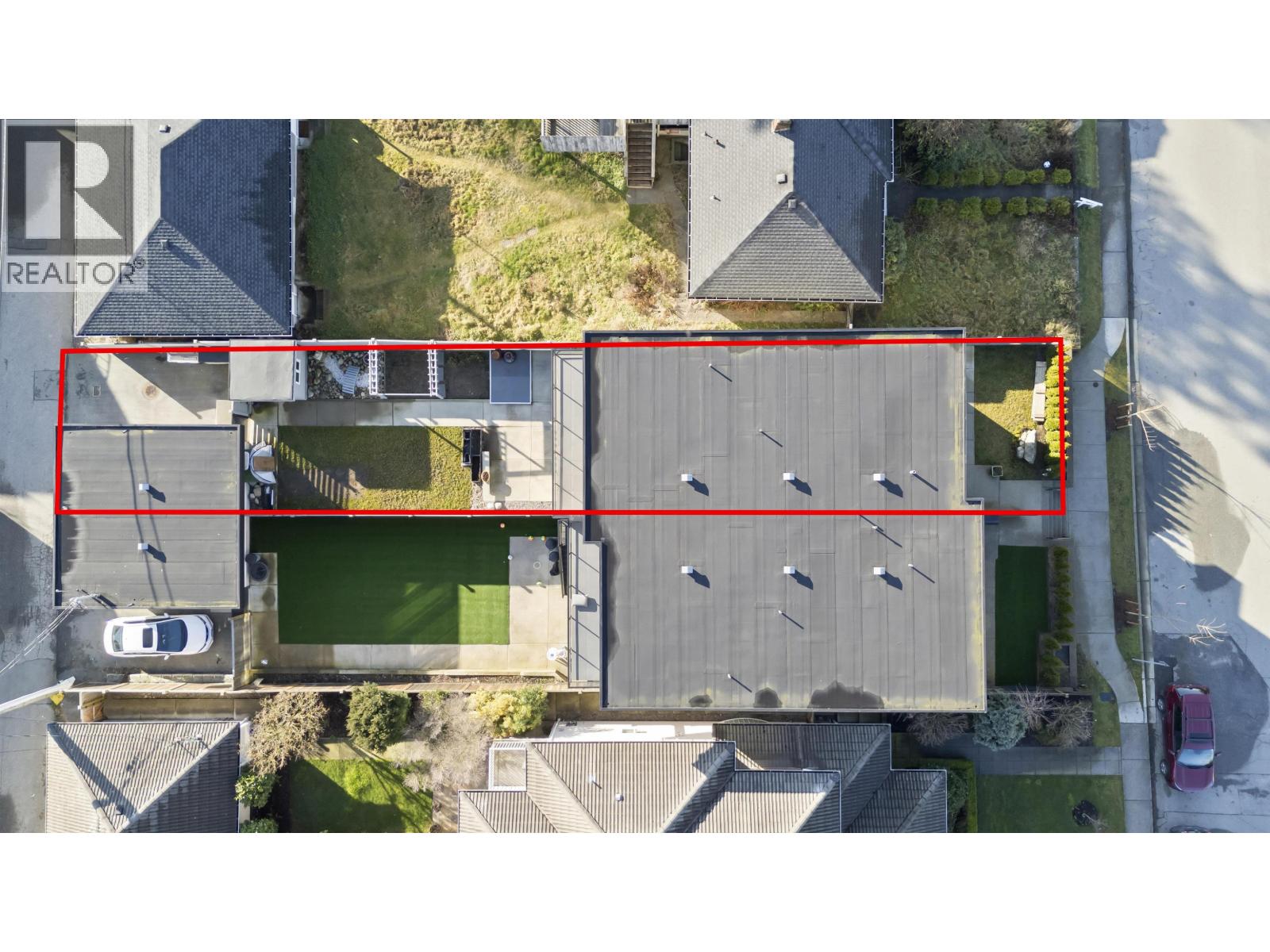 253 W 18TH STREET, North Vancouver