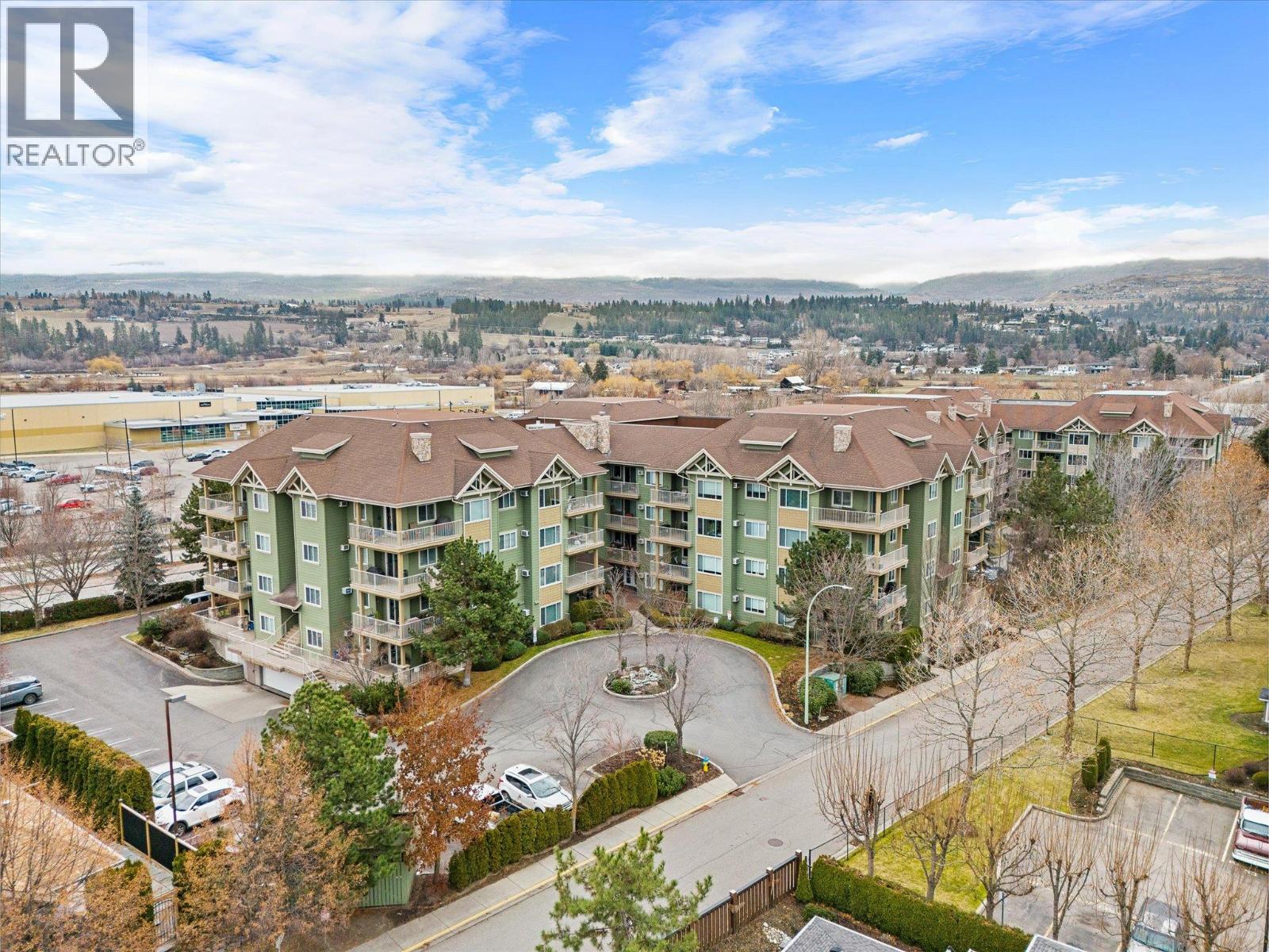 404 688 Lequime Road, Kelowna