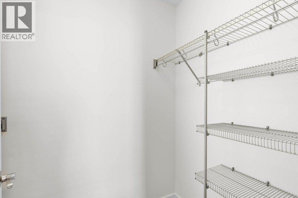 201 Sunset Drive, Cochrane